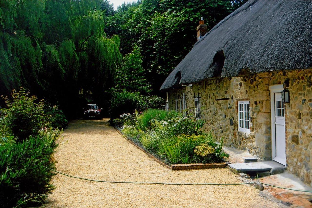 Afton Thatch: Beautiful Thatched Family Cottage Freshwater Exteriér fotografie